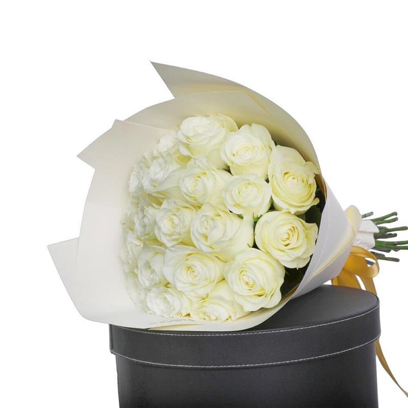 21 White Roses Bouquets