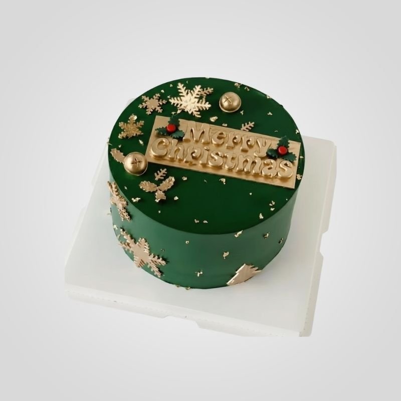 Festive green Christmas cake