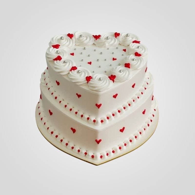 Two-Tier Vintage Heart Lambeth Cake