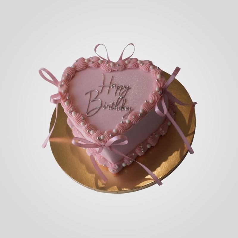 Vintage coquette heart cake